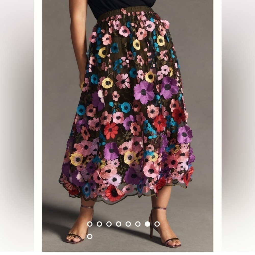 ANTHROPOLOGIE NWT MAEVE FLORAL APPLIQUÉ SKIRT 🌸 - Picture 4 of 9
